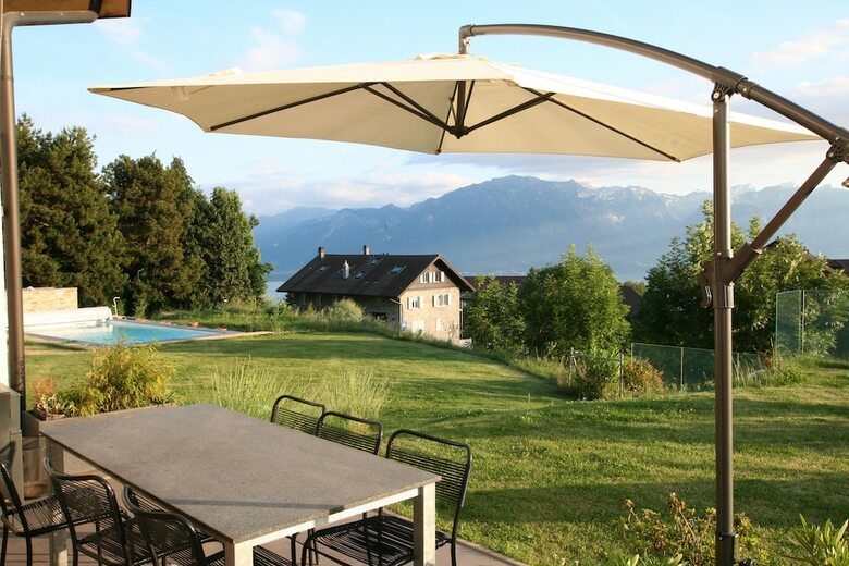 Villa Montreux Holiday Home