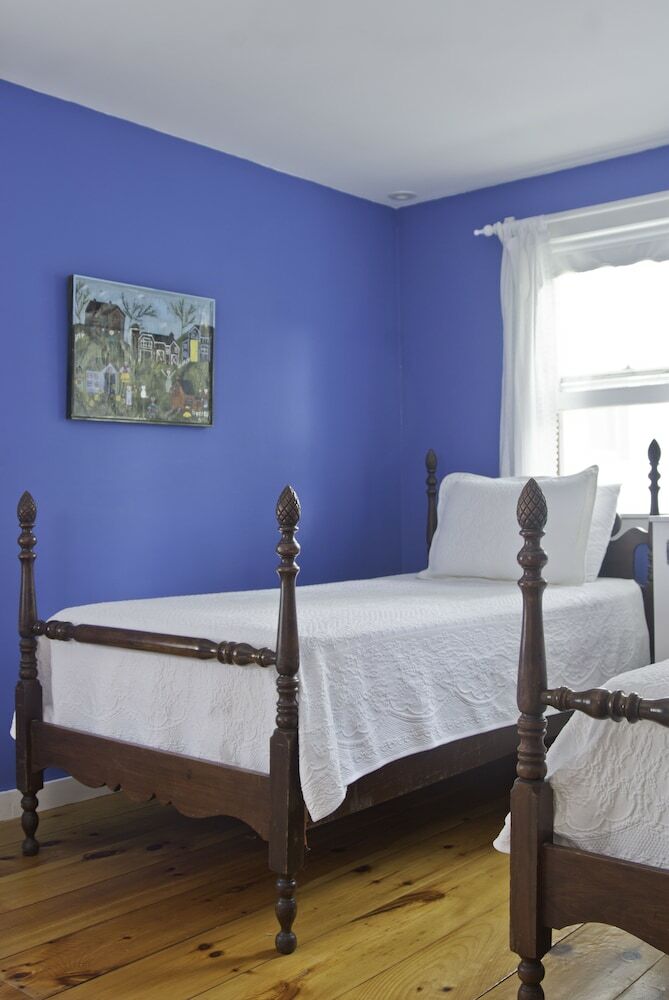 Golden Stage Inn Bed And Breakfast