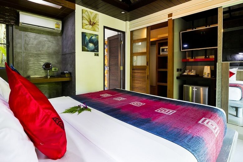 Hotel Bangtao Beach Chalet