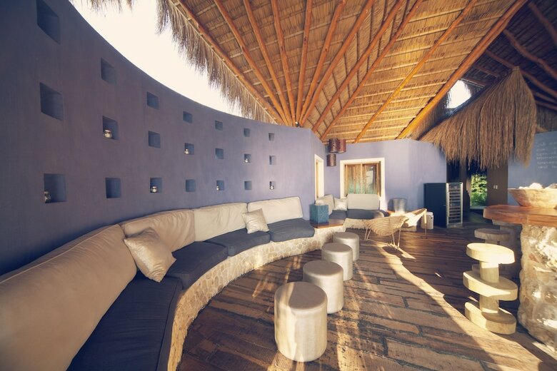 Hotel Azura Benguerra Island