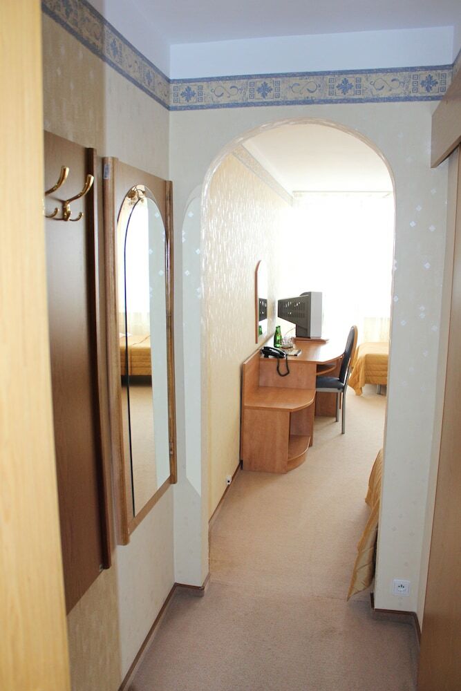 Ikar Hotel