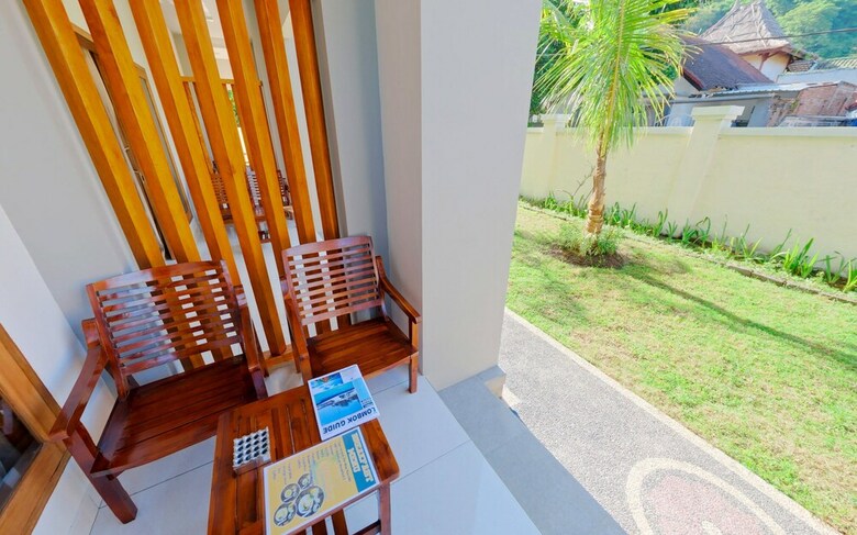 Hotel Semilir Senggigi Inn