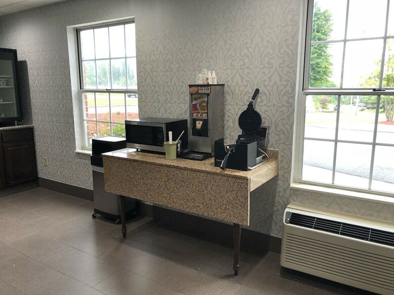 Hotel Quality Inn Dublin I-81