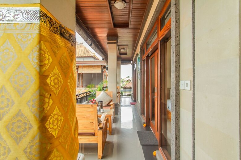 Bed & Breakfast Umah Anila