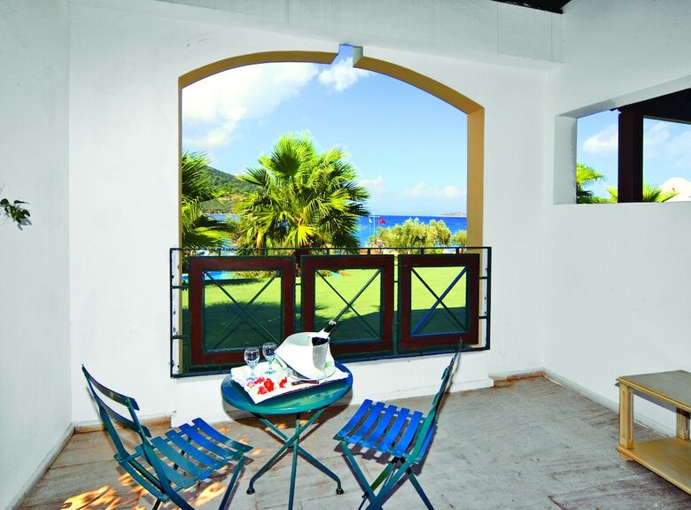 Izer Hotel Beach Club - All Inclusive