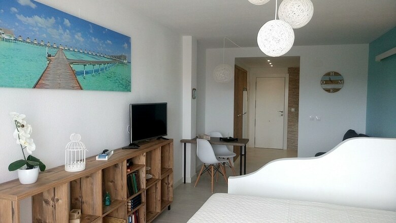 Apartamentos Estudio Ally