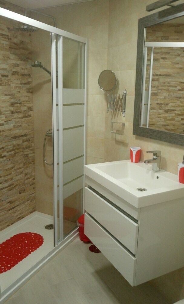 Apartamentos Estudio Ally