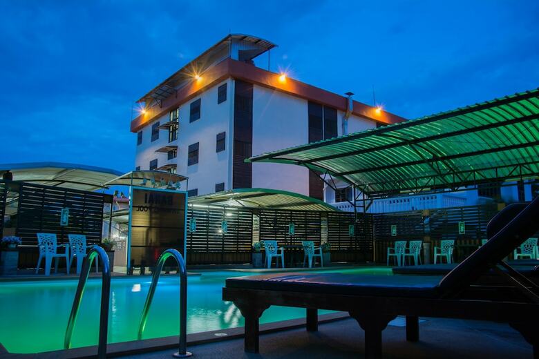 Phimai Paradise Hotel