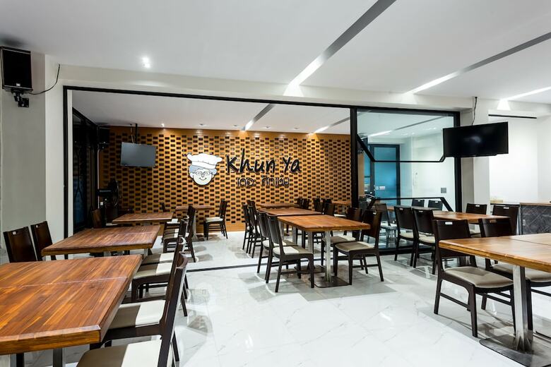 Phimai Paradise Hotel