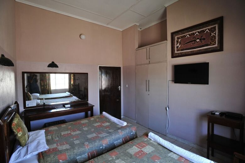 Posada Premier Guest Lodge