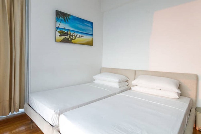 Sea View Luxury Monarch Apartment