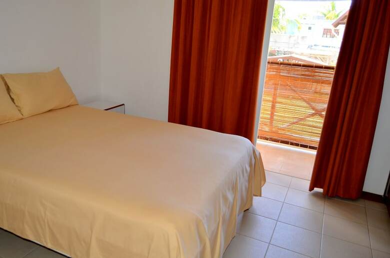 Apartamentos La Pointe Villas