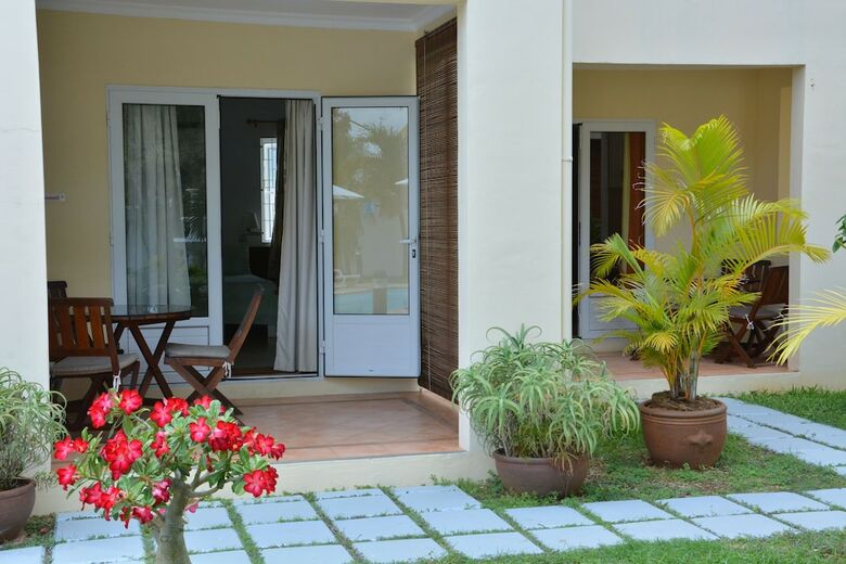 Apartamentos La Pointe Villas
