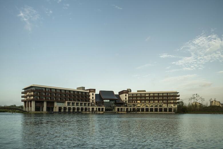 Hotel Pullman Zhouzhuang