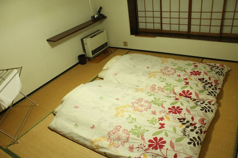 Bed & Breakfast Nozawa Dream