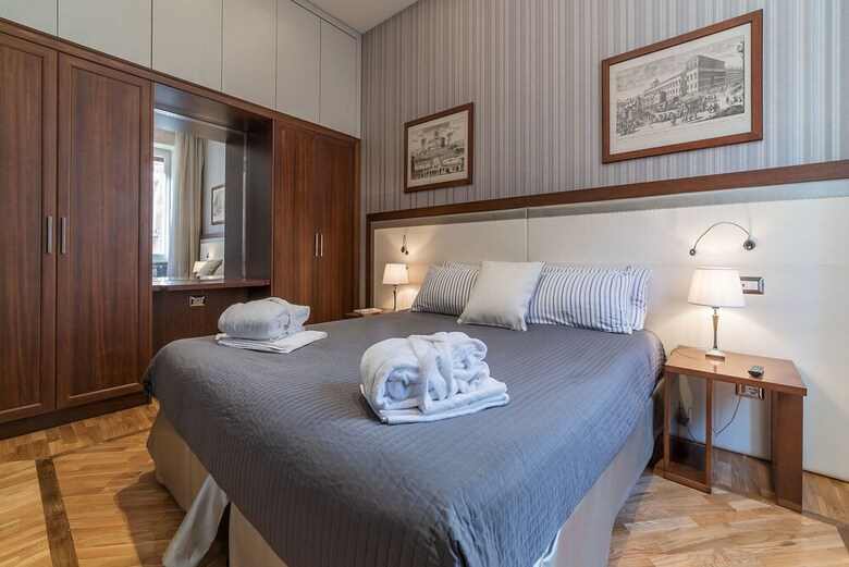 Novecento Apartments