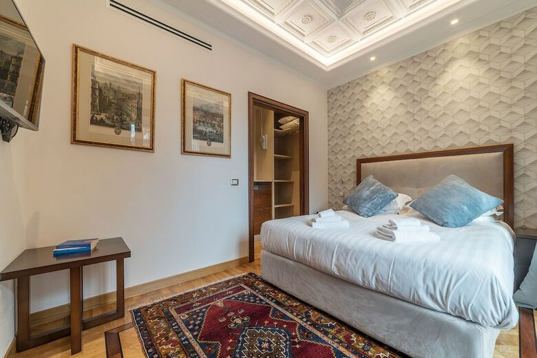 Novecento Apartments
