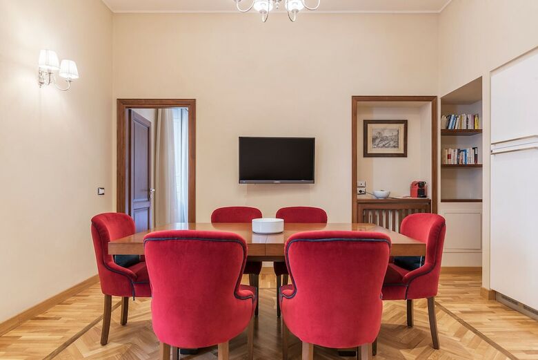 Novecento Apartments
