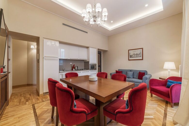 Novecento Apartments
