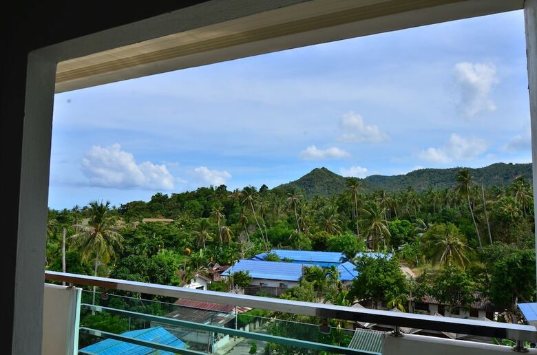 First Residence Hotel