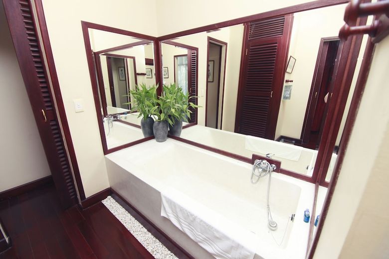 Amanjaya Pancam Suites Hotel