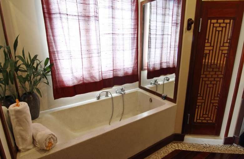 Amanjaya Pancam Suites Hotel