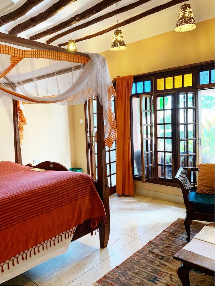Kendwa Rocks Beach Hotel