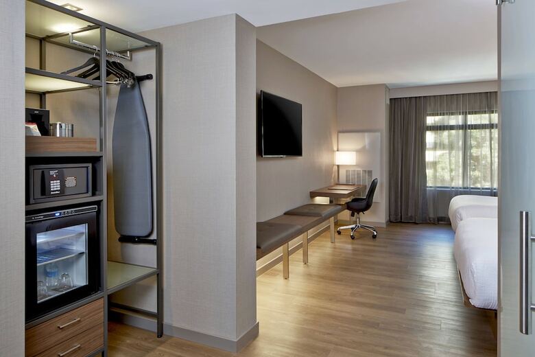 AC Hotel By Marriott Seattle Bellevue/downtown