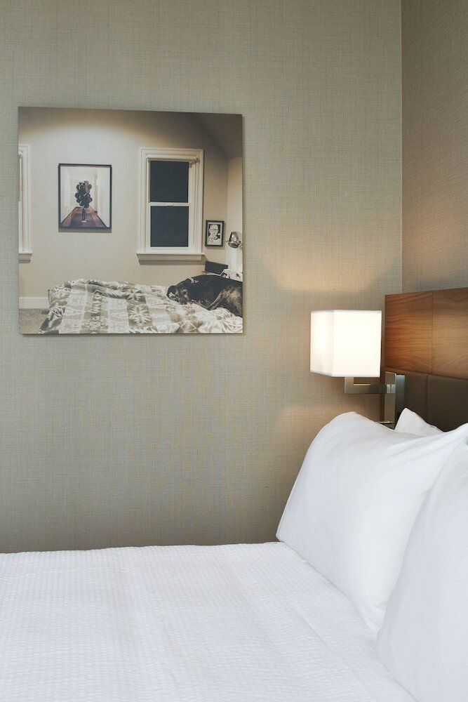 AC Hotel By Marriott Seattle Bellevue/downtown