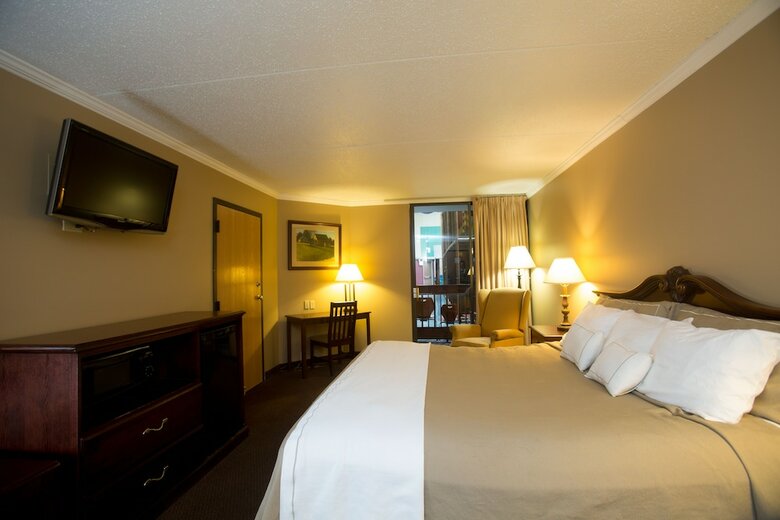 The Pzazz! Resort Hotel