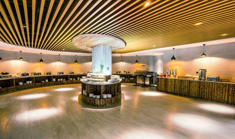 Mehood Lestie Hotel