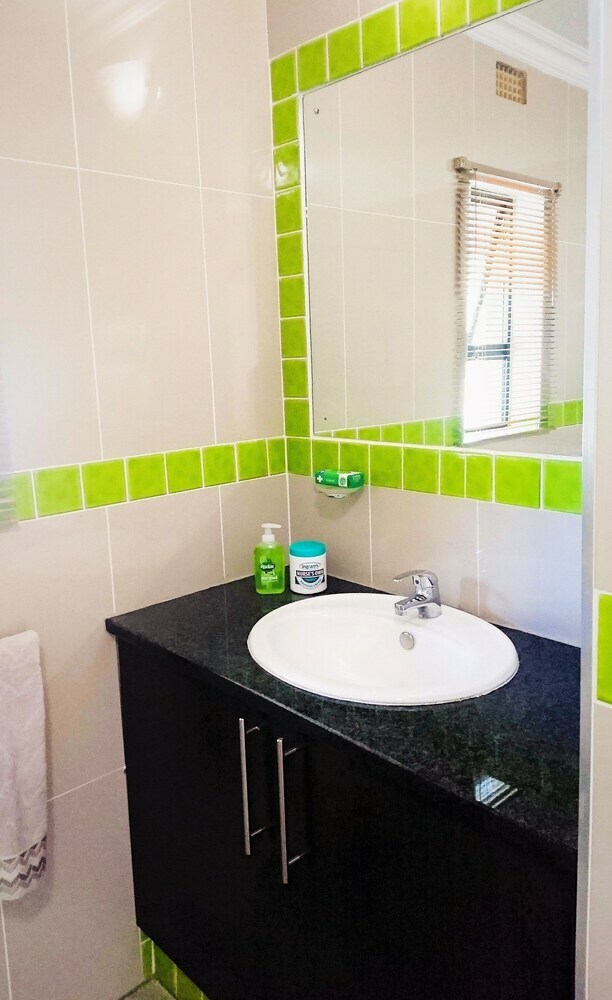 Apartamentos Glenluce Guesthouse