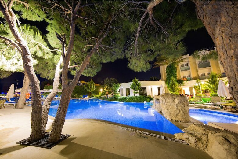 Royal Palm Beach Hotel - All Inclusive