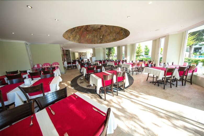 Royal Palm Beach Hotel - All Inclusive