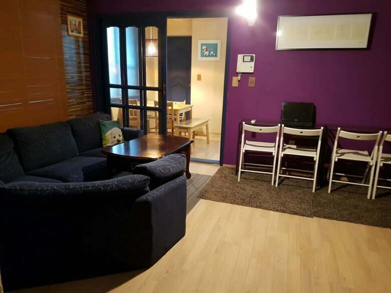 Hostal Dustin Guesthouse - Hostel