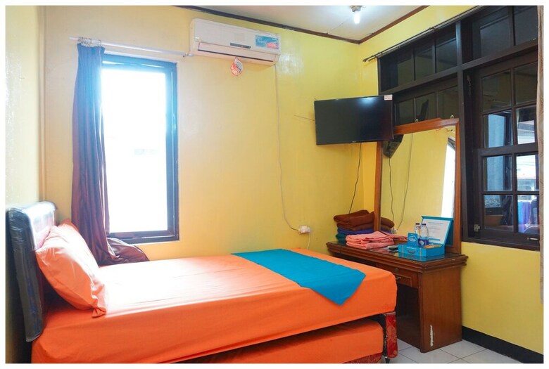 Hostal Budi House & Food Station