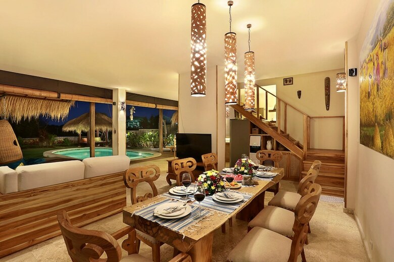 Breezy Point Villas