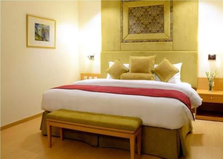 Park Lane Hotel