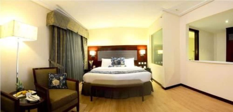 Park Lane Hotel