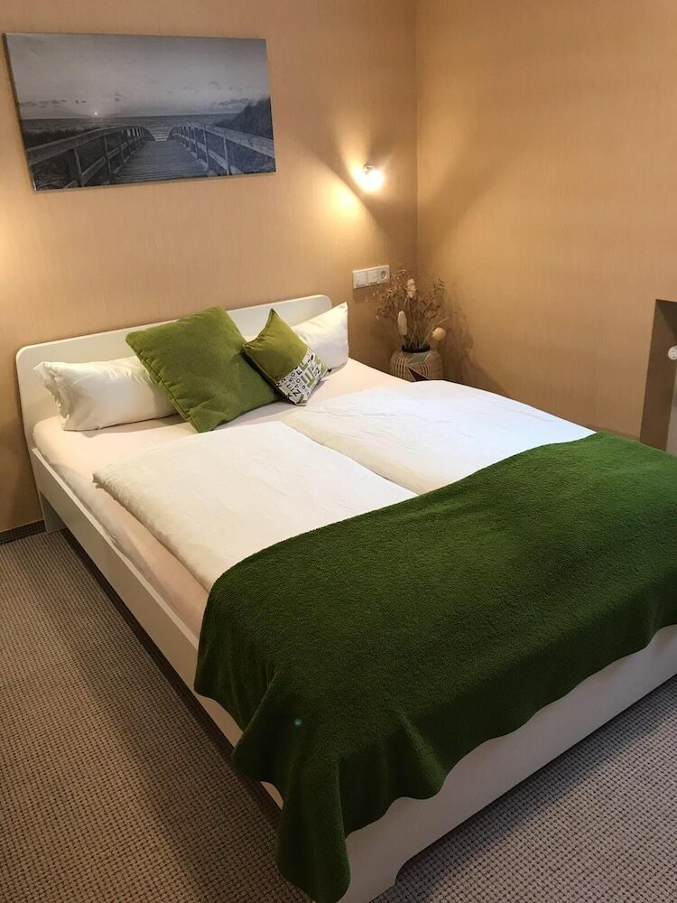 Hostal Garni Hotel Viktoria