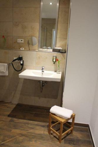 Hostal Hotel H�u�ler