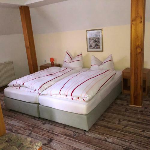 Hostal Gasthof & Pension Untere Rauner Muehle
