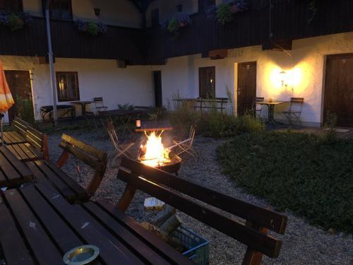 Hostal Gasthof & Pension Untere Rauner Muehle