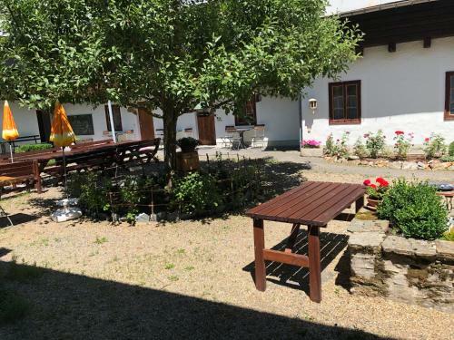 Hostal Gasthof & Pension Untere Rauner Muehle
