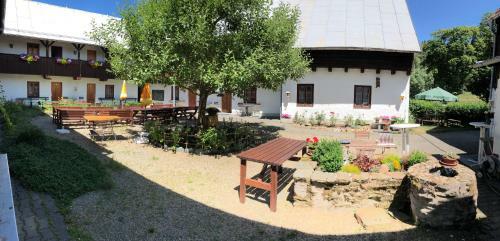 Hostal Gasthof & Pension Untere Rauner Muehle