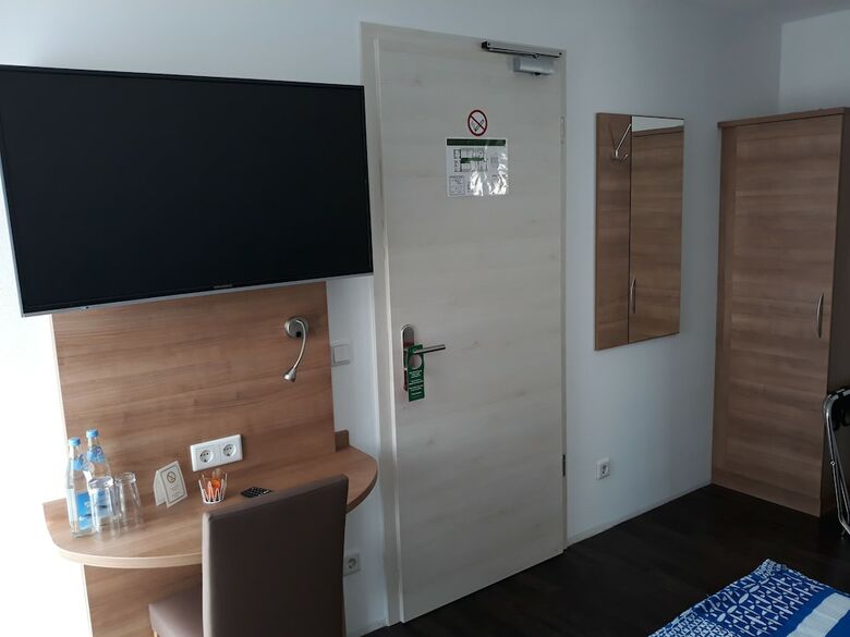 Hostal Pension Assmann