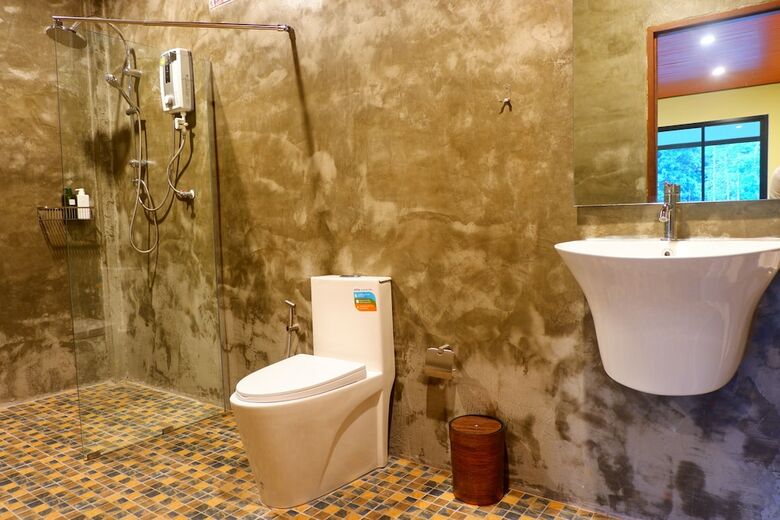 Hotel Art's Riverview Lodge