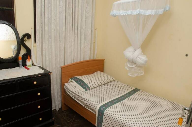 Hostal Colombo Lavinia Beach Hostel