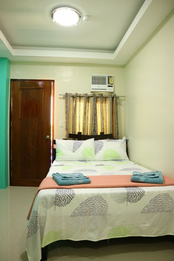 Hostal Ea Apartelle - Metro Vigan