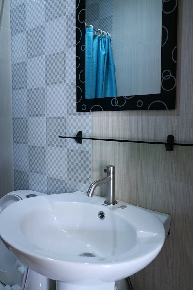 Hostal Ea Apartelle - Metro Vigan
